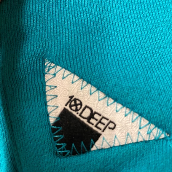 10 Deep mint condition hoody! - Picture 7 of 9